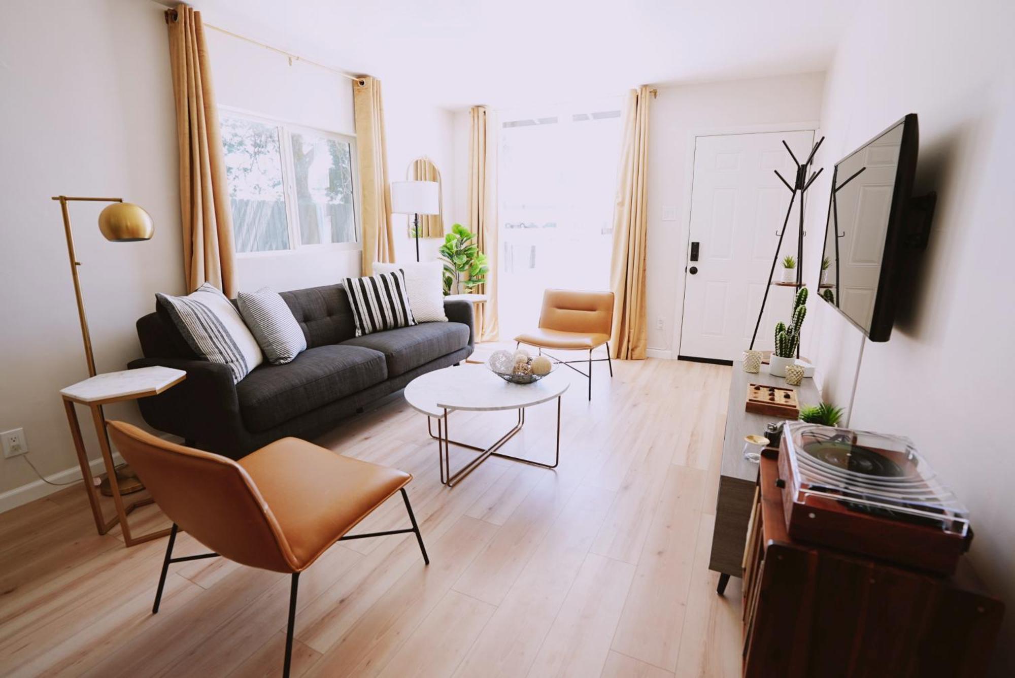 Centrally Located! Remodeled! Huge Backyard! The White House Albuquerque Eksteriør bilde
